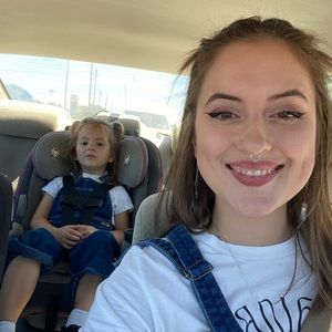 Meet your Posher, Jade